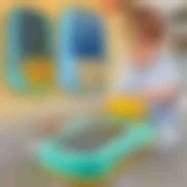 Spielzeug zum Fahren mit einem Lenkrad | VROOMER