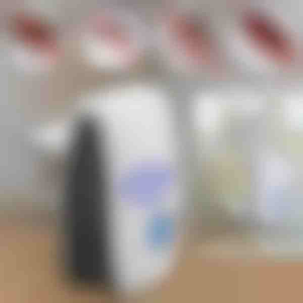 Ultraschall-Schädlingsvertreiber - 100m², 22-65 KHz, sicher für Haustiere | BUGBUSTER